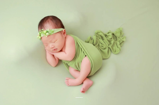 酒泉宝宝边吃边拉正常吗